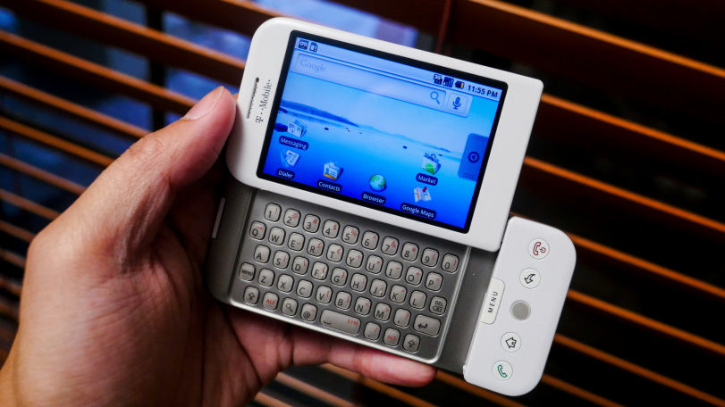 تصویری از T-Mobile G1، اولین تلفن همراه اندرویدی