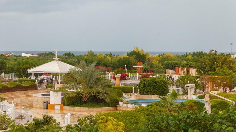 رزرو آنلاین هتل های ۵ ستاره ساحلی کیش - ویجیاتو