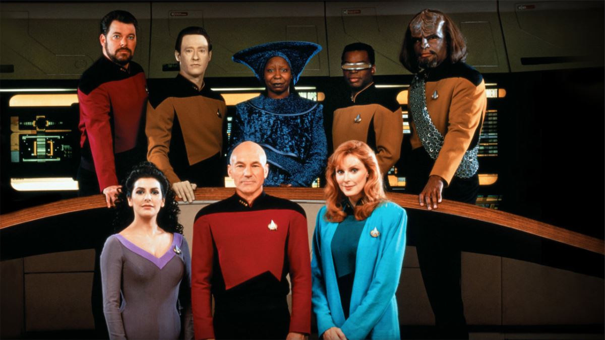 اگر به دنبال سریال های خارجی مربوط به Star Trek هستید،  Star Trek: The Next Generation می‌تواند یکی از گزینه‌های شما باشد.