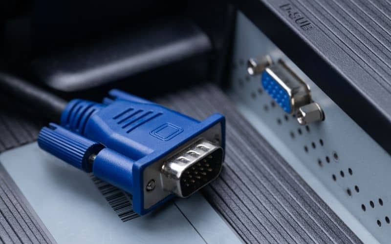 کانکتور VGA چیست و چه تفاوتی با HDMI دارد؟