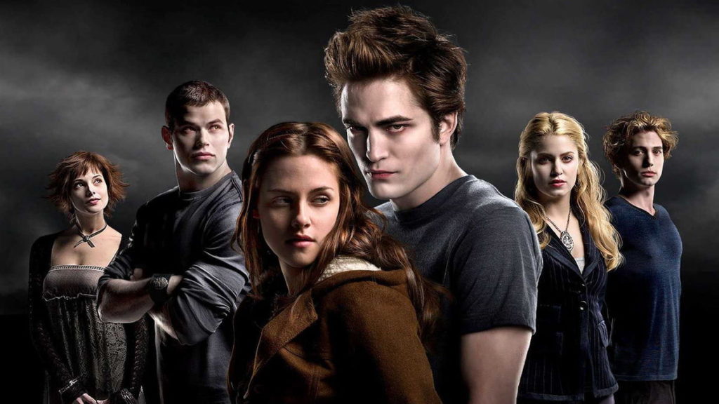 سری فیلم سینمایی خوناشام Twilight جزو مشهورترین و پرفروش‌ترین آثار با حضور این موجودات است