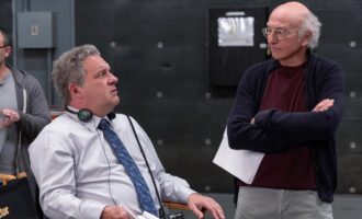 سریال Curb Your Enthusiasm