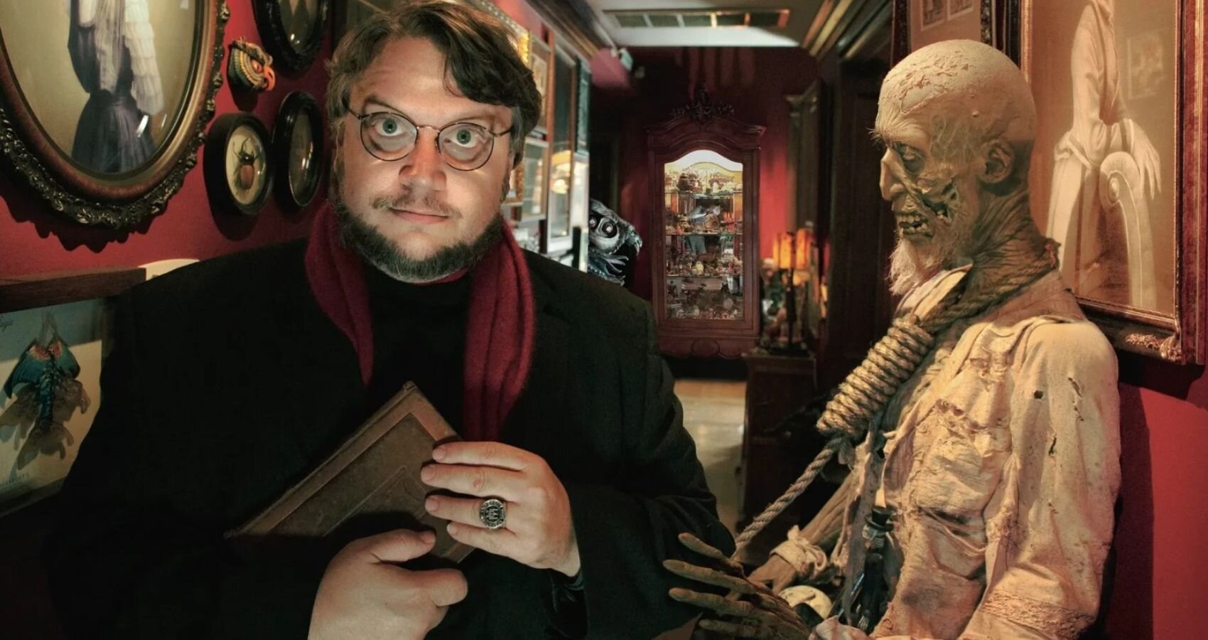 پوستر جدیدی از سریال ترسناک Guillermo del Toro’s Cabinet of Curiosities منتشر شد