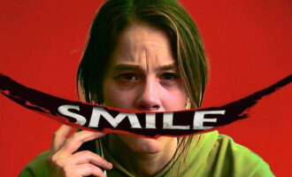نقد فیلم Smile | یک فیلم ترسناک دلپذیر