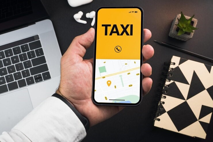 کدام یک از تاکسی‌های آنلاین برای رانندگان به‌صرفه‌ترند؟