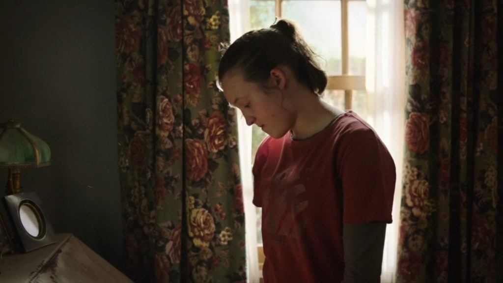 Ellie's Shirt in HBO The Last of Us 