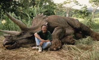 استیون اسپیلبرگ Schindler's List Jurassic Park - Banner