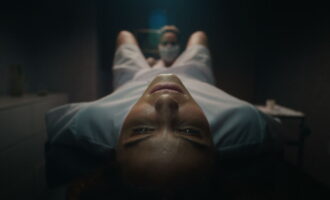 نقد فیلم Clock | ساعت استیصال