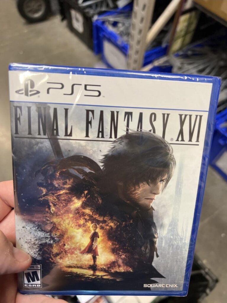 نسخه فیزیکی بازی Final Fantasy 16