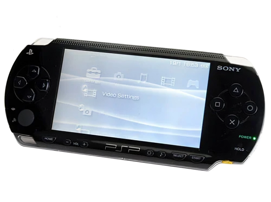 پلی استیشن پرتابل (PlayStation Portable) سال ۲۰۰۴