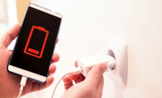 شارژ کردن گوشی