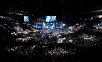گروه موسیقی Linkin Park در افتتاحیه مسابقات League of Legends حضور خواهد داشت