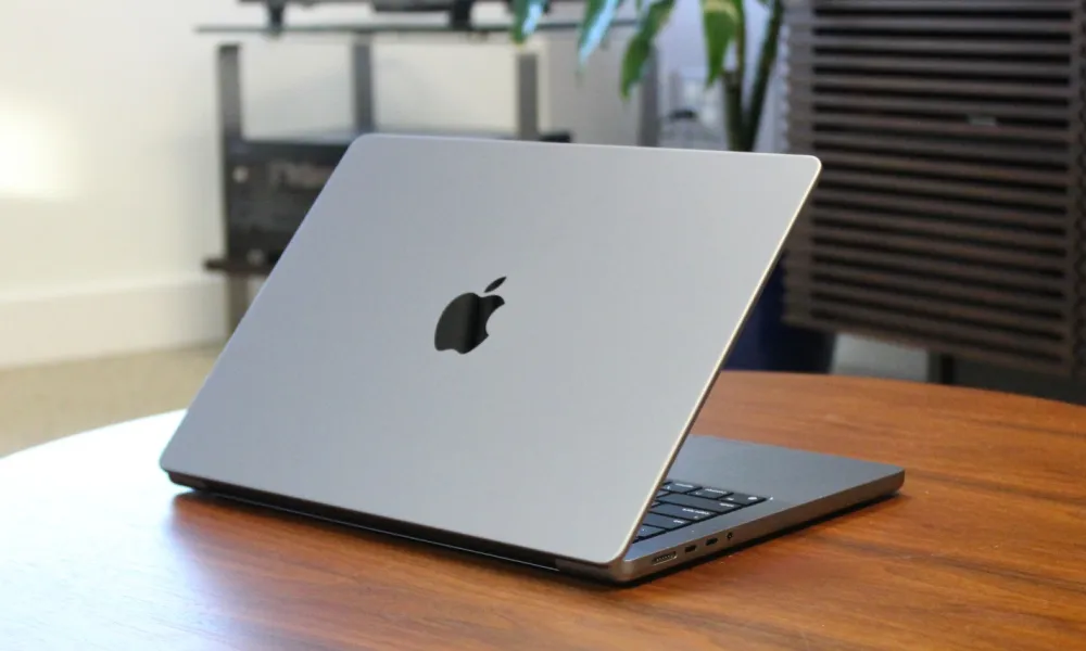 لپ‌ تاپ‌ Apple MacBook Pro 14 (M2 Max)