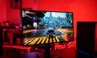 ۸ تا از بهترین مانیتور های OLED برای خرید در سال ۲۰۲۴