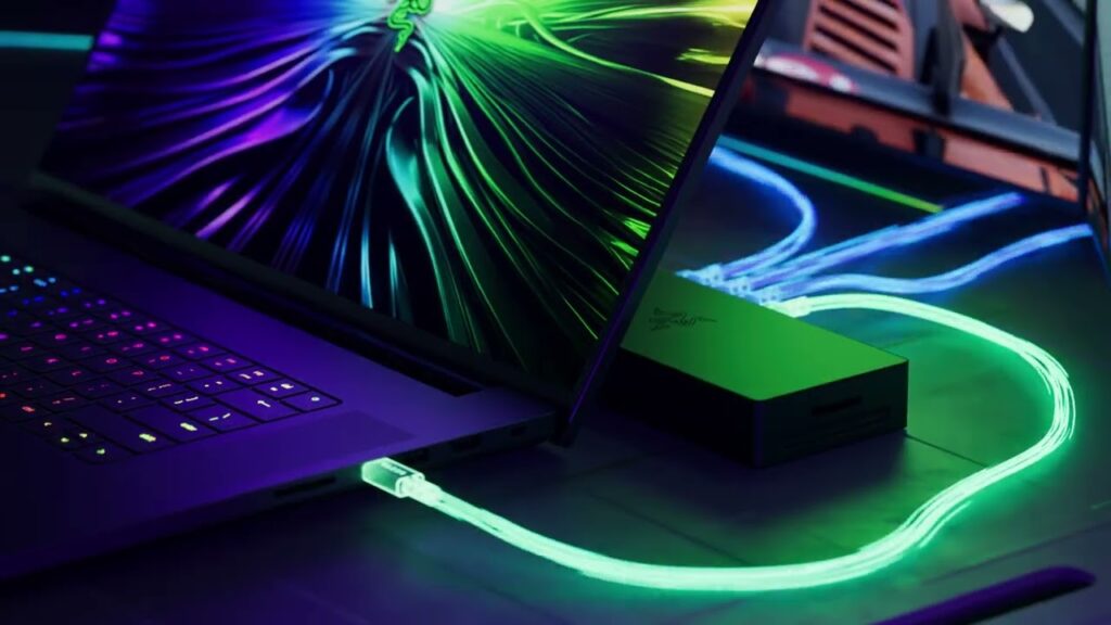 لپ تاپ Razer Blade 18 | 10 تا از گرانترین لپ تاپ های گیمینگ جهان