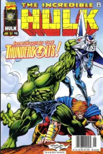 شماری از اعضای اولیهی تاندربولتز روی کاور شمارهی ۴۴۹ کمیک The Incredible Hulk (برای دیدن اندازهی کامل روی تصویر تپ/کلیک کنید)
