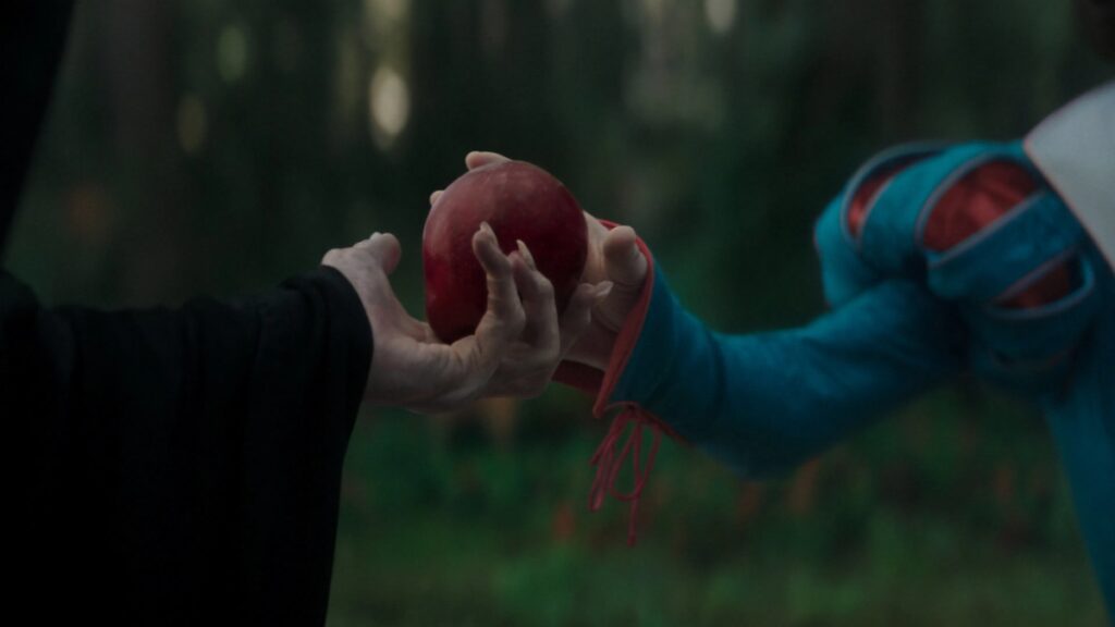 نقد فیلم Snow White - تخریب نوستالژی سفید برفی