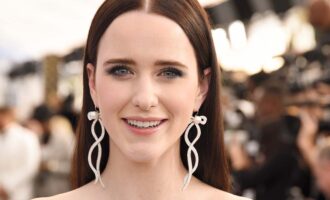 ریچل بروزناهان در فصل دوم سریال Presumed Innocent نقش اصلی را ایفا میکند