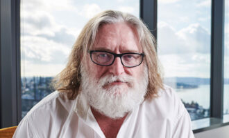 رئیس شرکت Valve هر هفت روز هفته کار می‌کند