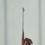 اپل از نسل جدید آیفون با نام آیفون ایر رونمایی کرد