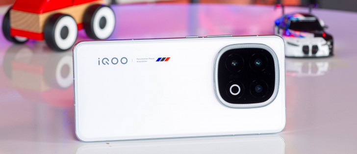 گوشی گیمینگ vivo iQOO 13