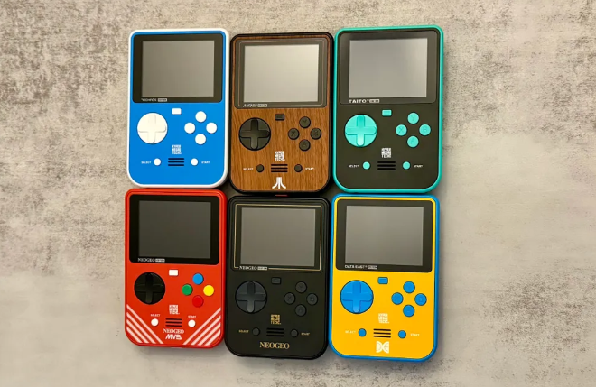 کنسول های HyperMegaTech Super Pocket
