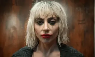 لیدی گاگا پس از دریافت جایزه بدترین بازسازی، سکوتش را درباره انتقادات شکست