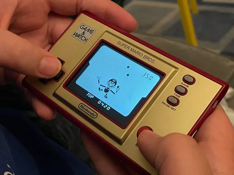 فکتهای کنسول گیم اند واچ (Game & Watch)