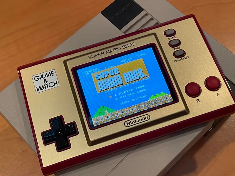 فکتهای کنسول گیم اند واچ (Game & Watch)