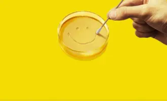 نقد سریال Pluribus