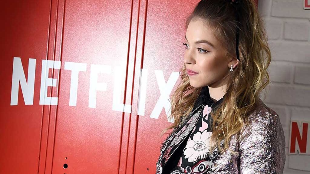 سیدنی سوئینی در پرمیر Everything Sucks!