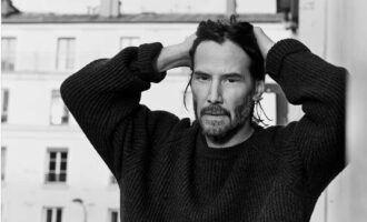 کیانو ریوز - Banner