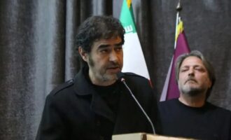 شهاب حسینی در مراسم جواد گنجی از سیاست‌مداران انتقاد کرد