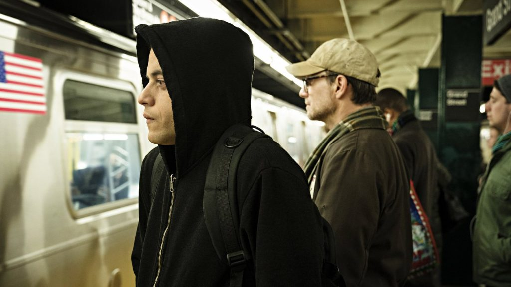 رامی ملک در نقش الیوت آلدرسون در Mr Robot