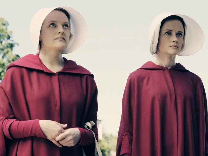 معرفی سریال The Handmaid&rsquo;s Tale | نگاهی کامل به داستان