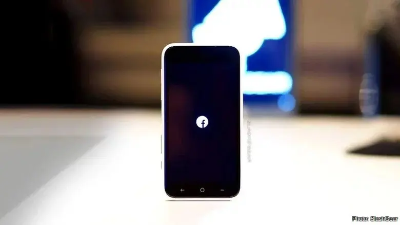 ۵. HTC First ـ گوشی فیسبوک که فیسبوک هم نخواست | ۳۰ گوشی هوشمند شکست خورده که به بدترین محصولات تاریخ تبدیل شدند