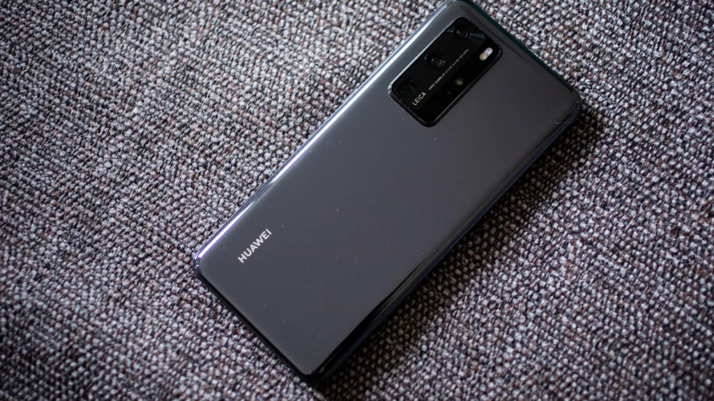 ۲۹. Huawei P40 Pro ـ بدون Google در دنیایی که Google است | ۳۰ گوشی هوشمند شکست خورده که به بدترین محصولات تاریخ تبدیل شدند