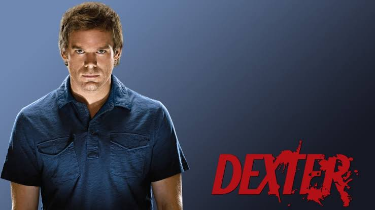 سریال دکستر (Dexter) | معرفی، داستان، شخصیتها و تفاوت با رمان