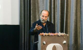 اصغر فرهادی در مراسم شب صدای سینمای ایران