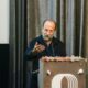 اصغر فرهادی احتمال اکران «داستان‌های موازی» در ایران را رد کرد