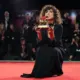 «زن ناشناخته» شیر طلایی ونیز را برد؛ فهرست کامل برندگان جشنواره