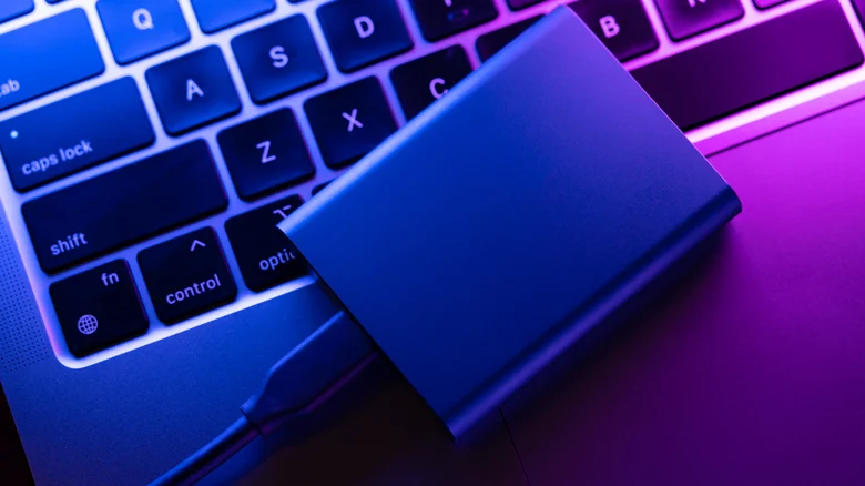 ۵ اشتباه رایج در استفاده از SSD اکسترنال که عمر آن را کم میکند