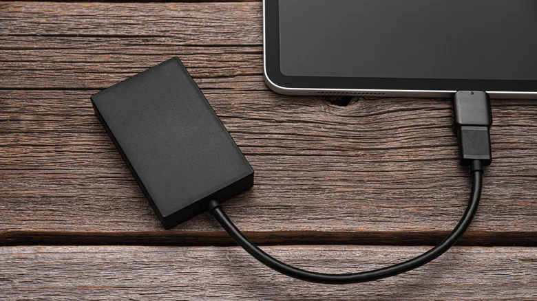 ۵ اشتباه رایج در استفاده از SSD اکسترنال که عمر آن را کم میکند