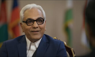 مرد سه هزارچهره